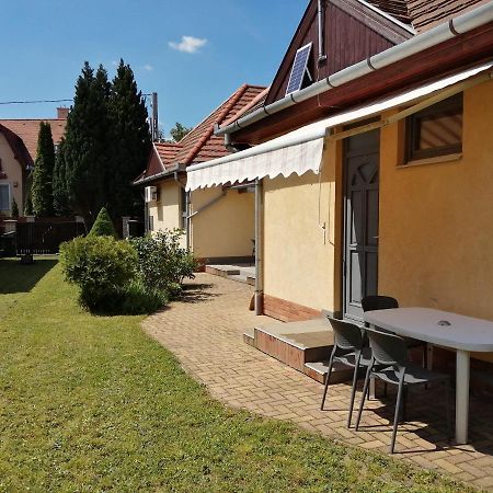 Illaberek Apartmanok Hajdúszoboszló 外观 照片