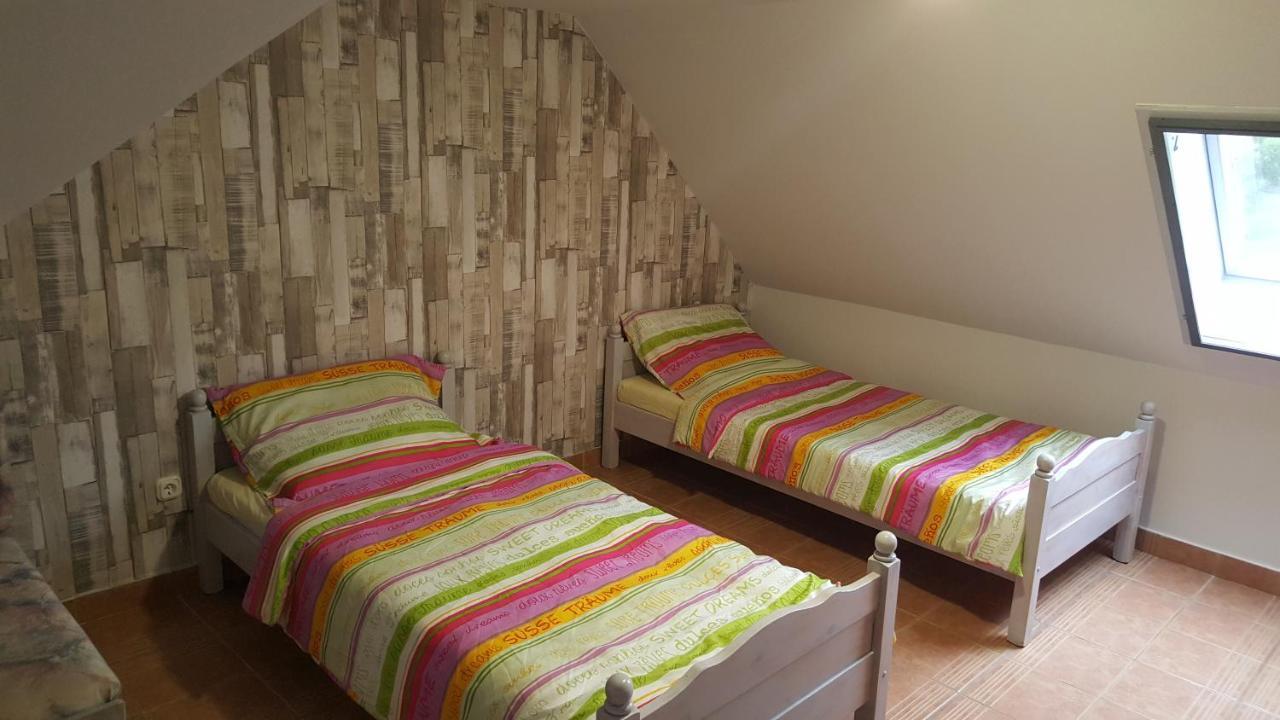 Illaberek Apartmanok Hajdúszoboszló 外观 照片