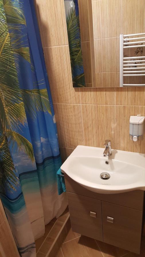 Illaberek Apartmanok Hajdúszoboszló 外观 照片