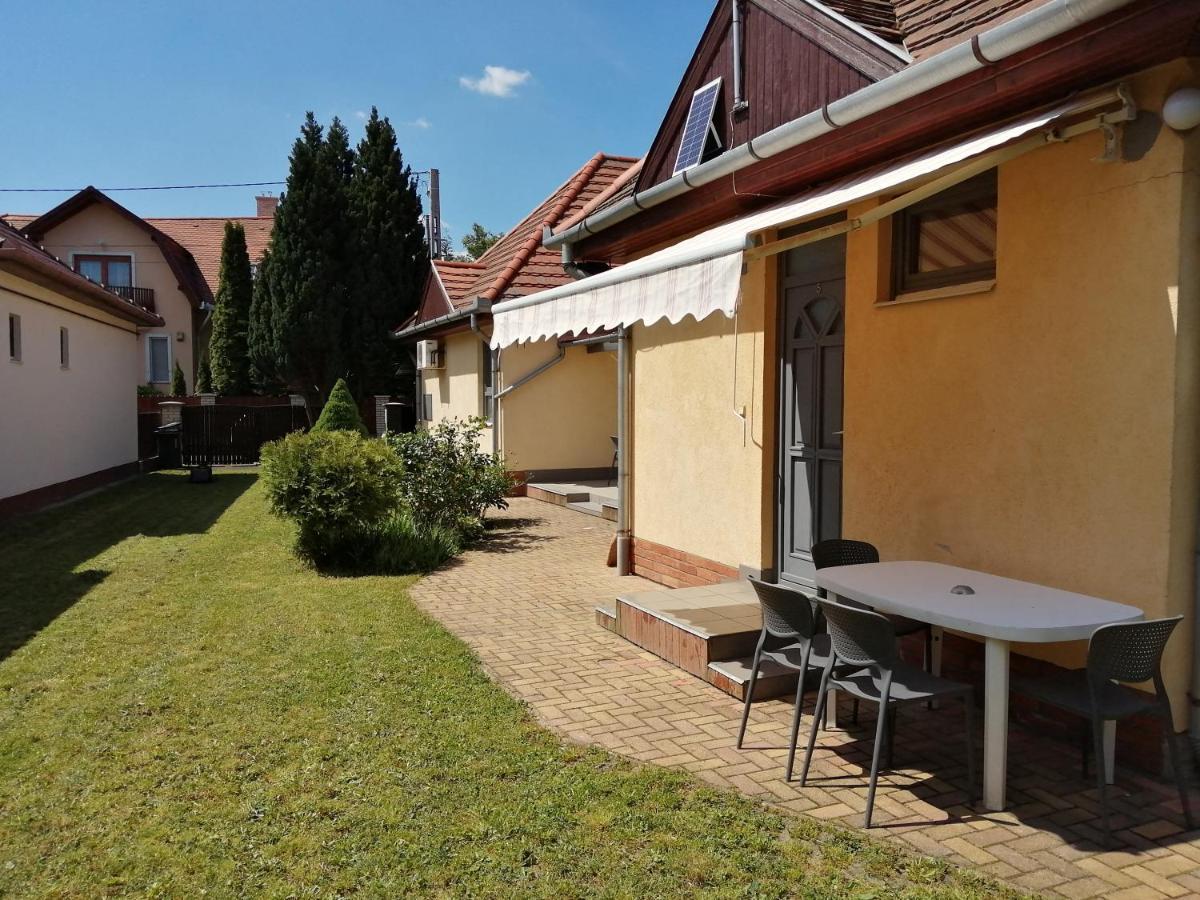 Illaberek Apartmanok Hajdúszoboszló 外观 照片